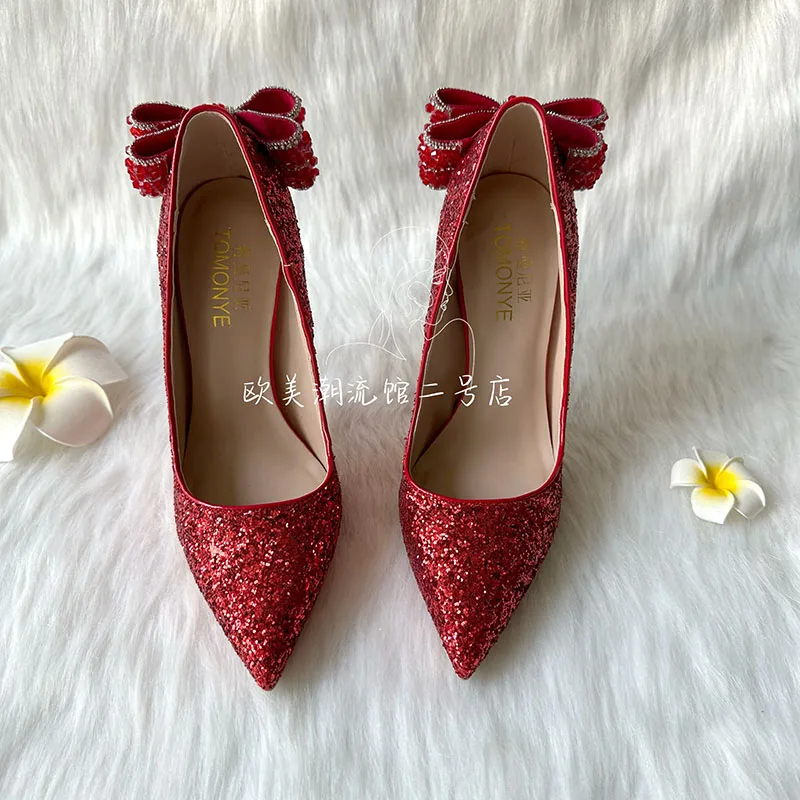 2023 New Designer Bling Red Glitter Butterfly Knot On Back Pointed Toe 12cm High Thin Heel Pump Evening Dress Shoes On Sale
