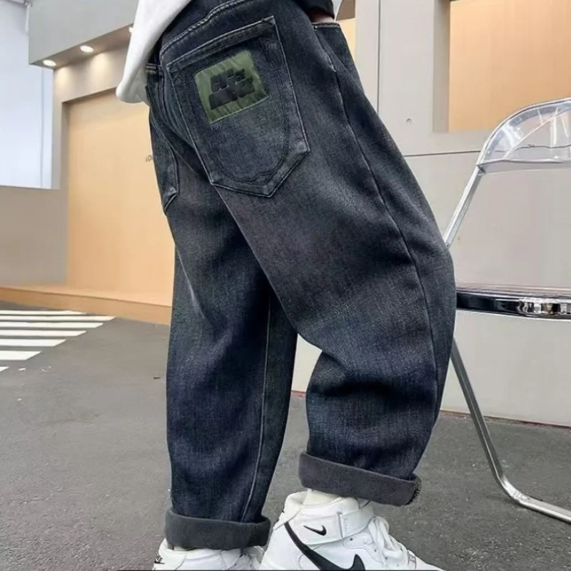 جينز للأولاد لعام 2025 في الربيع والخريف، سراويل كاجوال للأطفال متوسطة إلى كبيرة، وسيم ومتعدد الاستخدامات، سراويل للأولاد، نمط الشارع