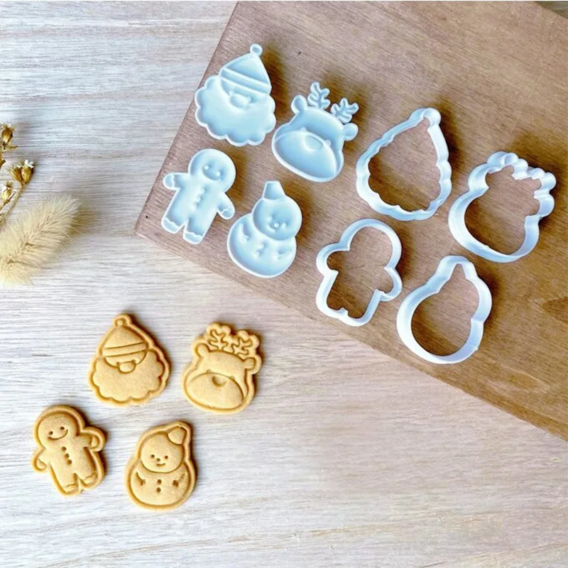 Christmas Day Santa Claus Elk Cookie Cutter Snowman Gingerbread House Biscuit Stamp Embossers 3D Plastics Kitchen Accessory