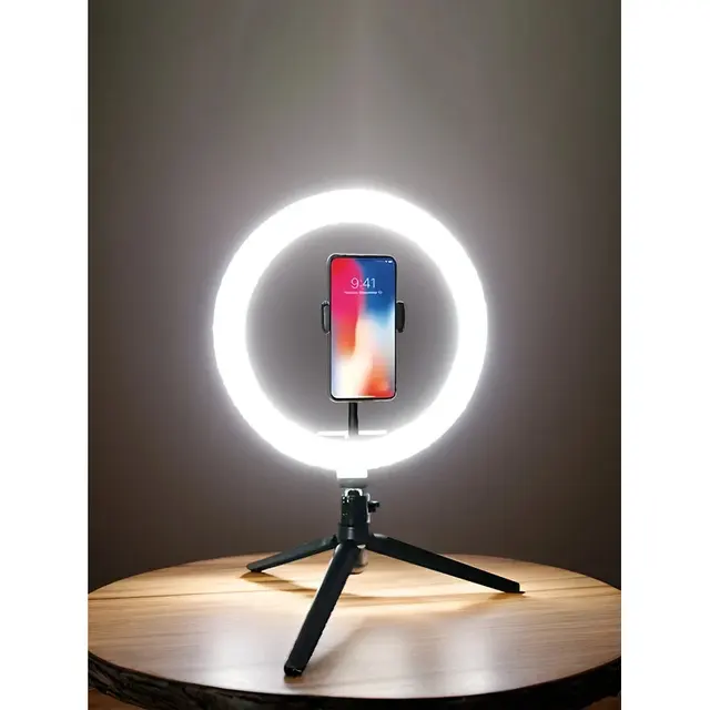 Practical lighting with a stable tripod stand