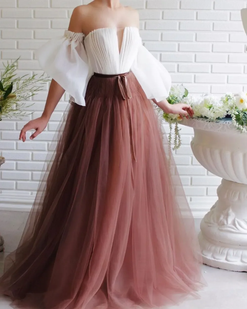 

Brown A Line Tulle Off Shoulder Formal Evening Dress 2026 White Strapless Prom Dresses Plus Size High Quality Party Gala Gowns
