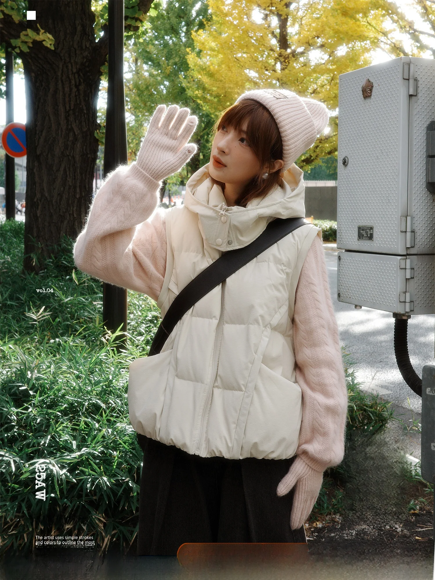 

Утепленная белая пуховая куртка с отстегивающимися рукавами и воротником-стойкой, свободного кроя, для женщин, зимняя верхняя одежда