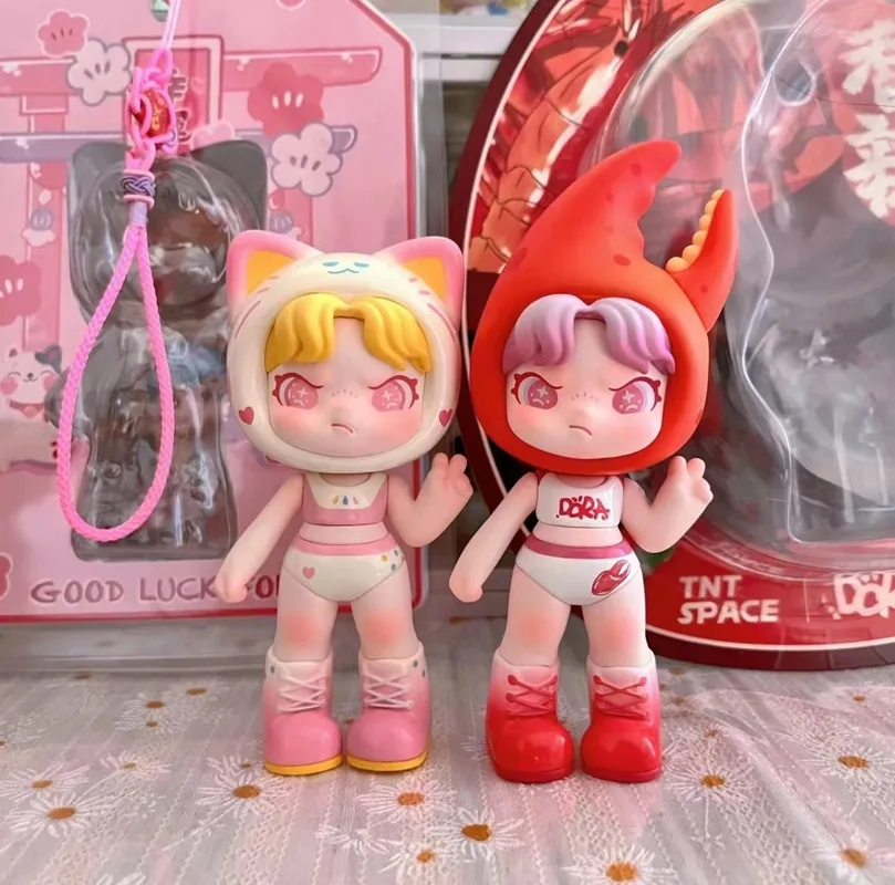 

В наличии: Виниловые фигурки Tnt Dora All Toys, лимитированная серия, с подвесными карточками, аксессуары для сумок, украшения для рабочего стола.