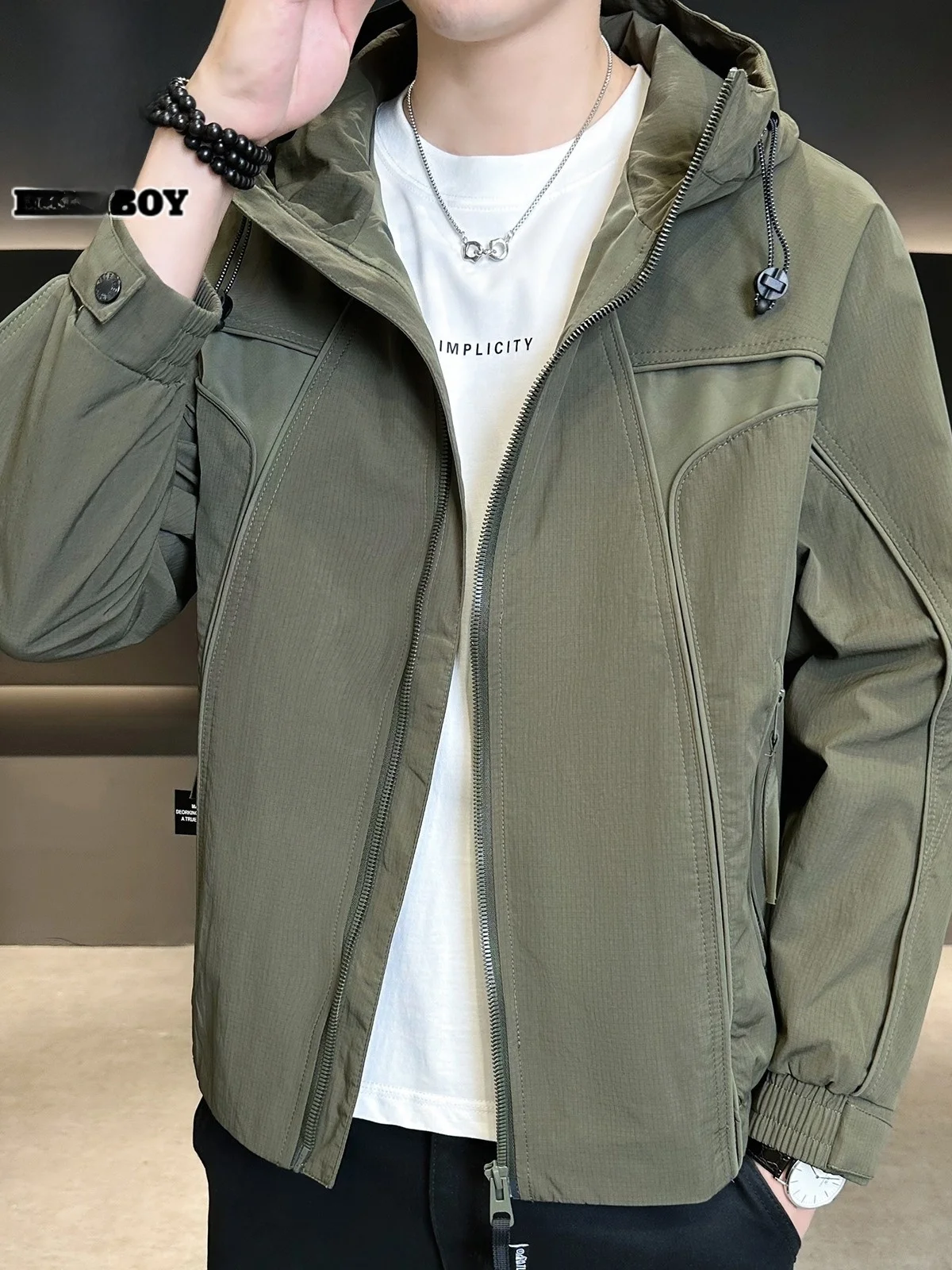 

Men's Loose Fit Hooded Jaet Windproof Outdoor Workwear Autumn Faion Polyester Fiber Long Sve Zipper Decoration