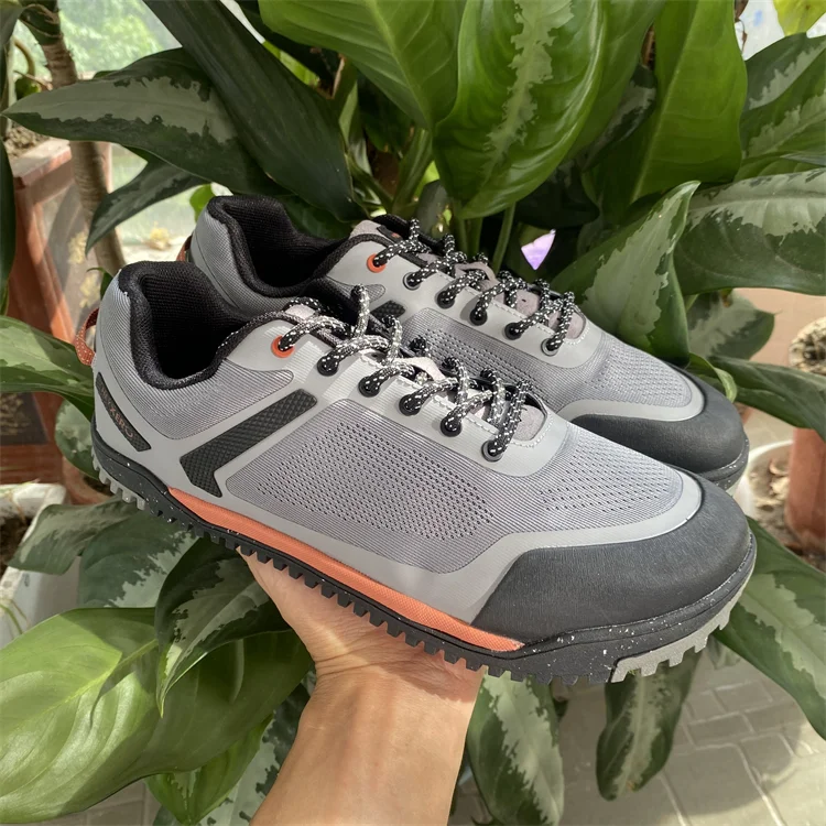 

Hot must-have New lightweight comfortable breathable unisex hiking shoes running shoes very good walking shoes