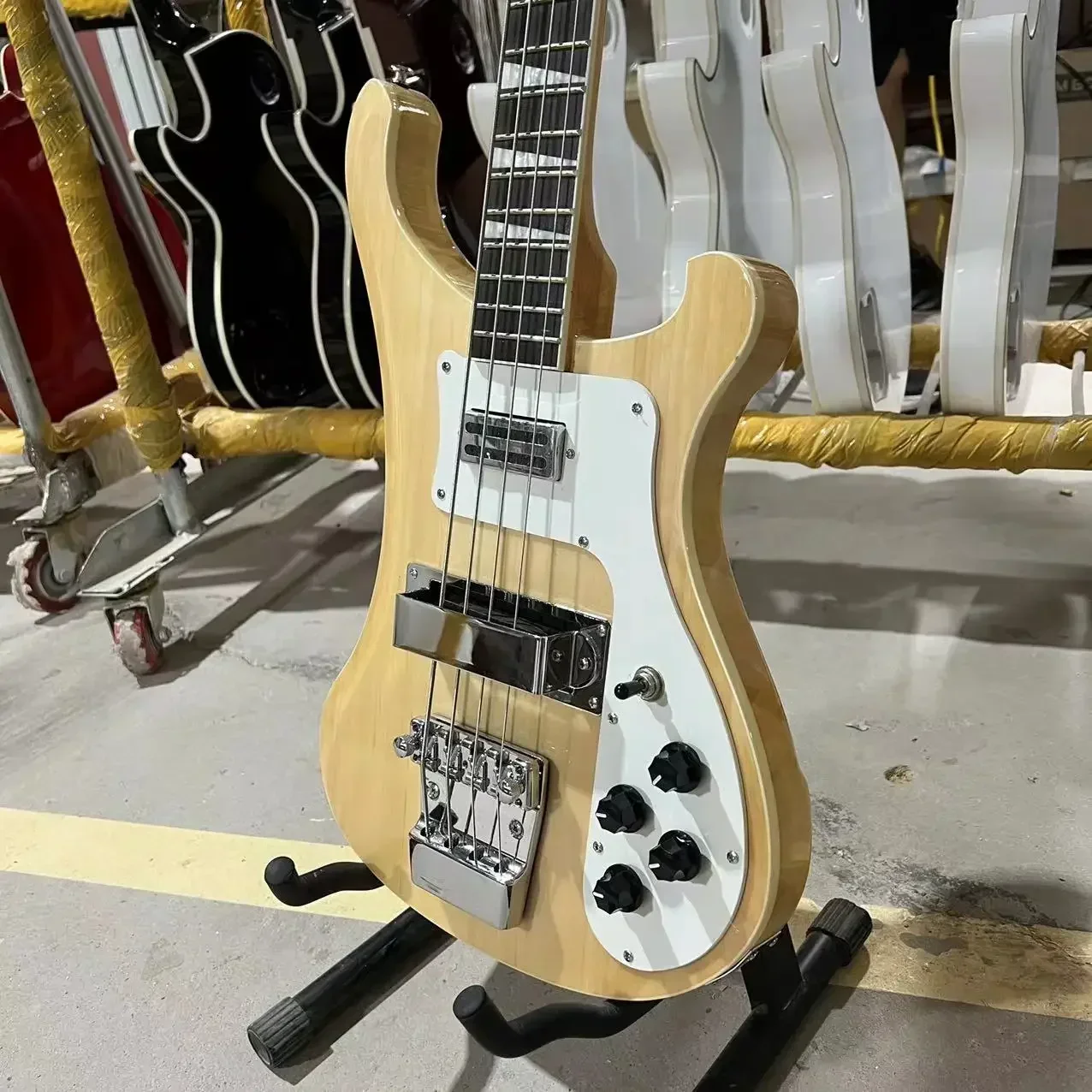 

Free Shipping Rickenback 4003 Bass 4 Strings Original Wood Color High Quality Electric Guitars Chrome Hardware Basswood Body