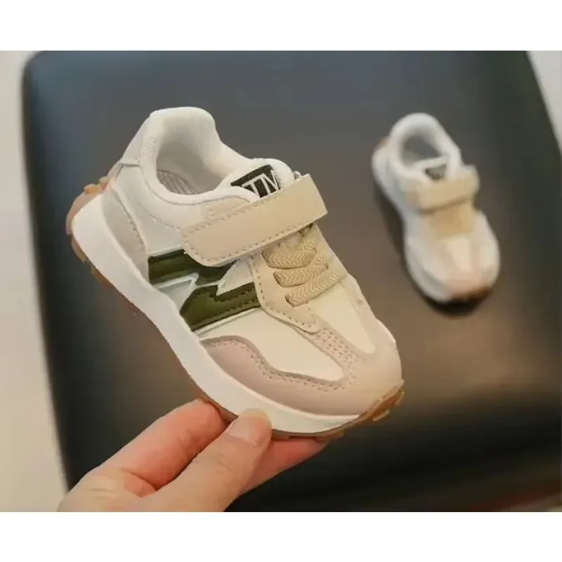 2025 حار بائع ربيع جديد الجلود العلوي أحذية رياضية الاطفال عدم الانزلاق حذاء كاجوال بنين بنات لينة وحيد الطلاب التنس حذاء طفل صغير #4