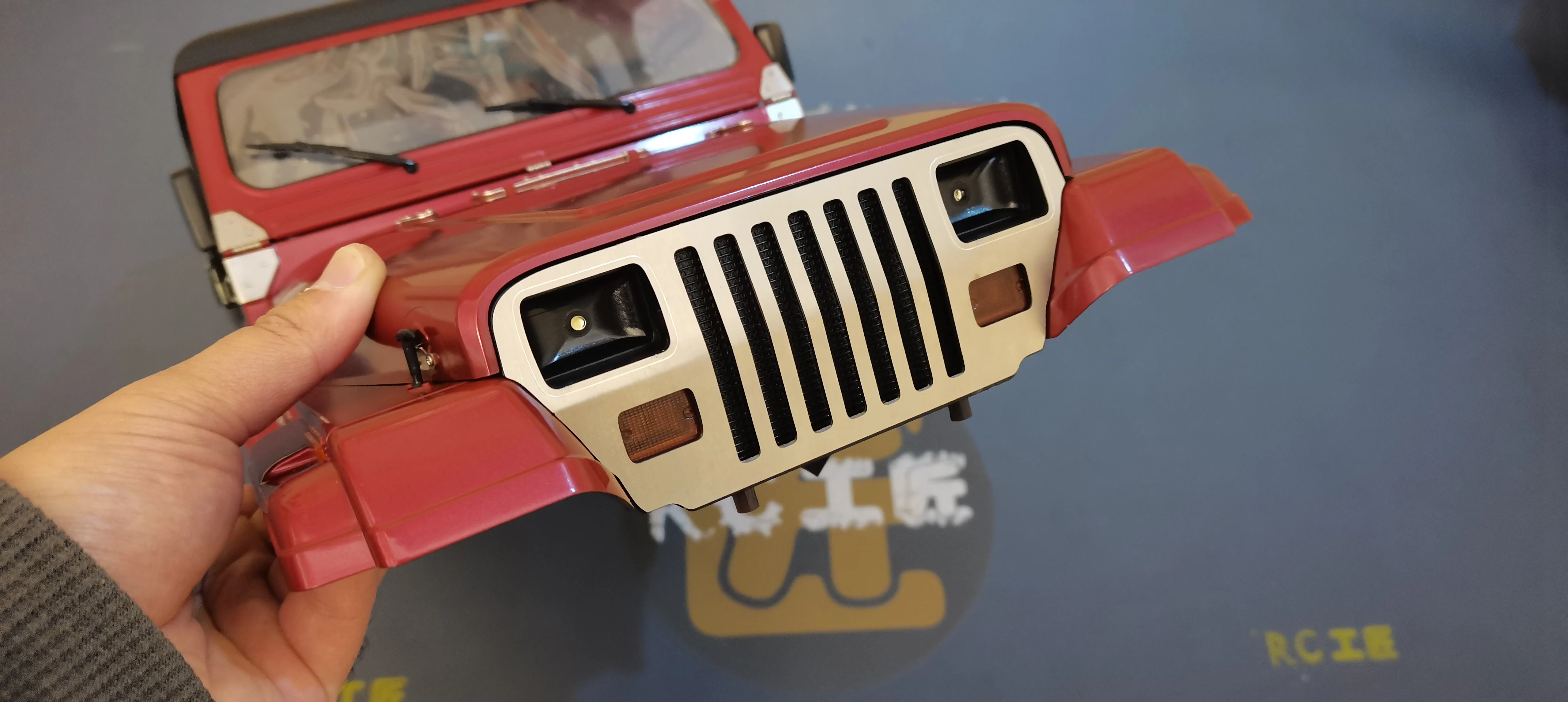 Metal Front Face Air Intake Hood for 1/10 RC Crawler Car FMS Jeep Wrangler Diy Parts