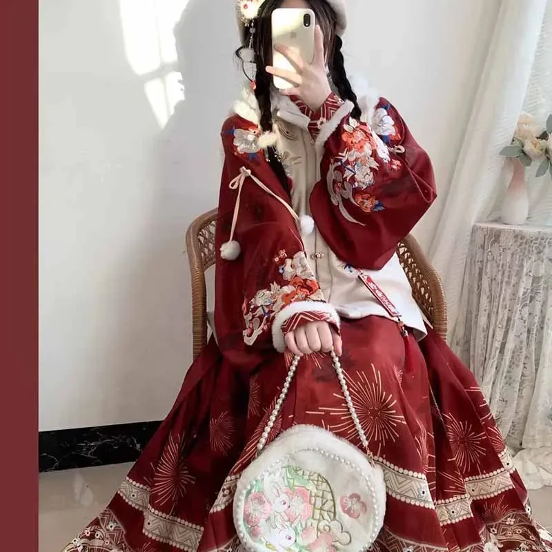 Fit For 115kg Ladies New Year Costume Women Chinese Red Embroidered Hanfu Cosplay Costume Winter Hanfu Costume Plus Size 4XL