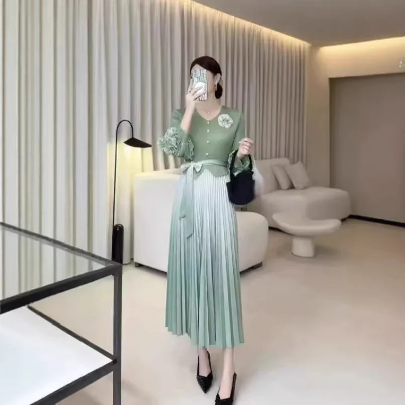 Miyake 2026 Spring New Fashion Dress Folds Simple Loose Gradual Change Color Swing Dress Dress Women's Clothing