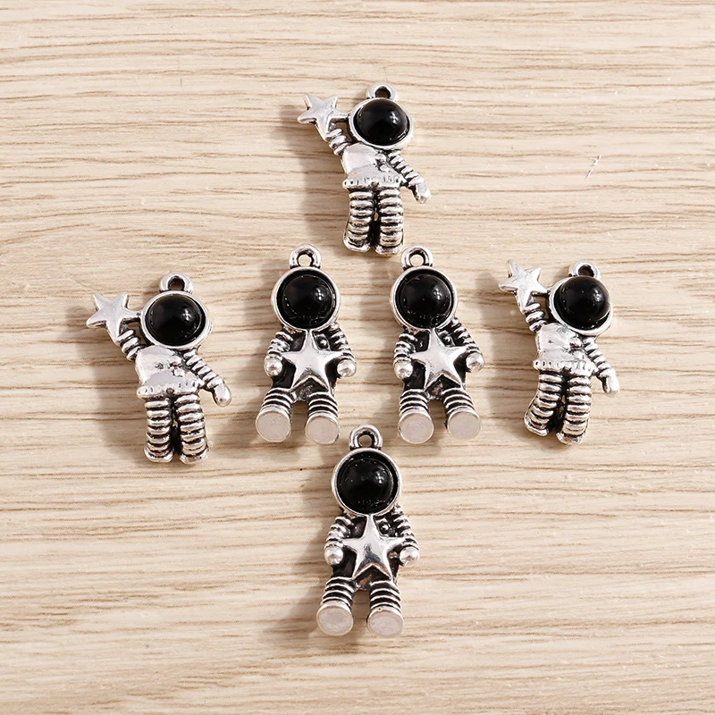 Tusember 10 Stück Legierung Spaceman Stern Astronaut Charm Anhänger für Schmuckherstellung Ohrringe Armband Halskette Zubehör DIY Handwerk – Detail 10