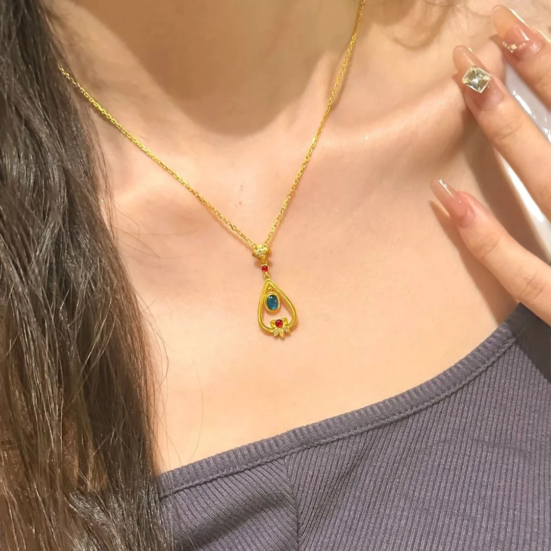 Charms and Fashion Water Drop Sapphire Pendant Necklace for Women Exquisite New in Luxury Clavicle Chain Banquet Jewelry Gifts - view 5