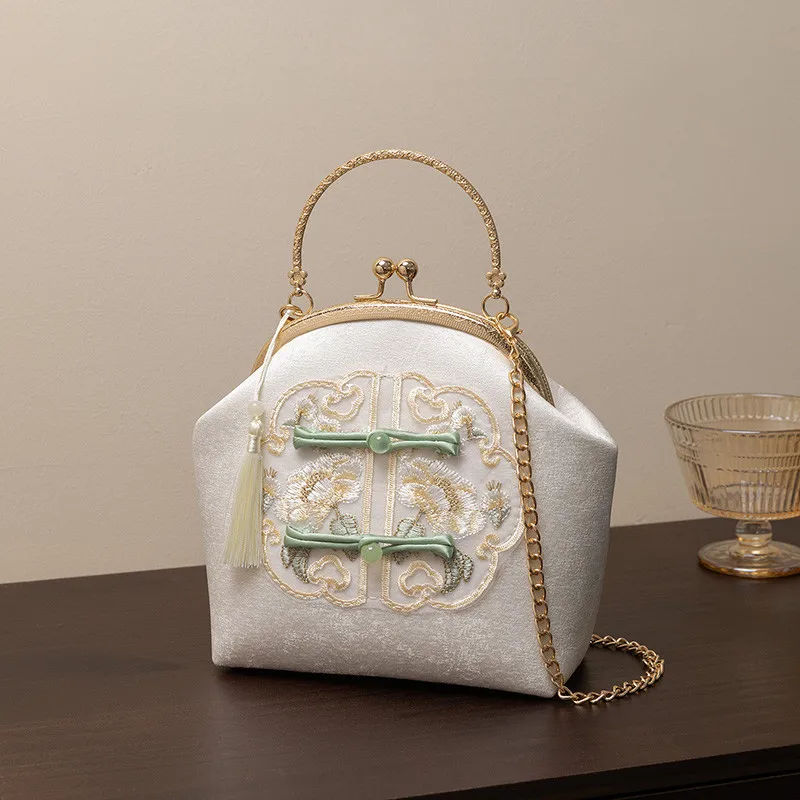 New Style Style Embroidery Handbag Female Spring Satin Elegant Women's Bag Matching Horse-Face Skirt Cheo