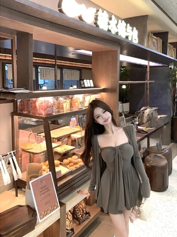 

Лучший размер Faionable Pure Desire Wind Pleated Sa Top Осенний топ без рукавов Новый утягивающий антивозрастной открытый кардиган из двух частей...