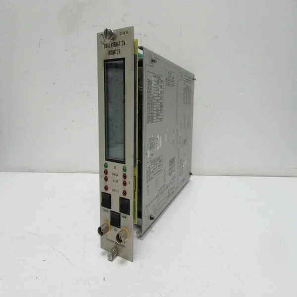 

3300 330015-11-01-01-00-01-00 79699-01 Совершенно новый оригинальный точечный ПЛК