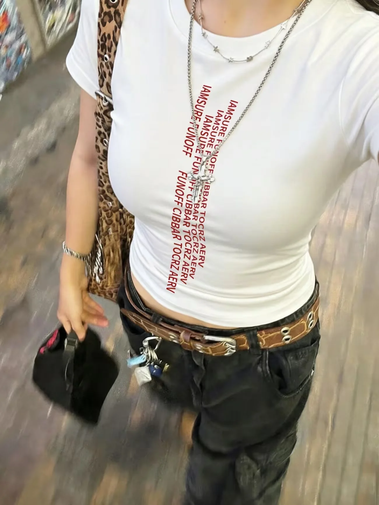 Women's Vertical Red-Textured Printed Round-Neck Fitted Short-Sleeved Top, Summer Minimalist Y2K Casual Street Style