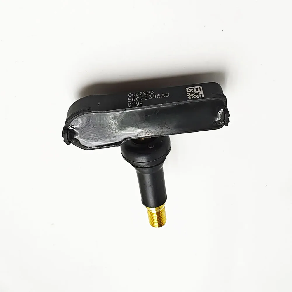 56029398AB 68241067AA 433Mhz Chrysler 300 Voyager Dodge RAM serisi yolculuk için TPMS sensörü Jeep Grand Cherokee pusula Fiat 500