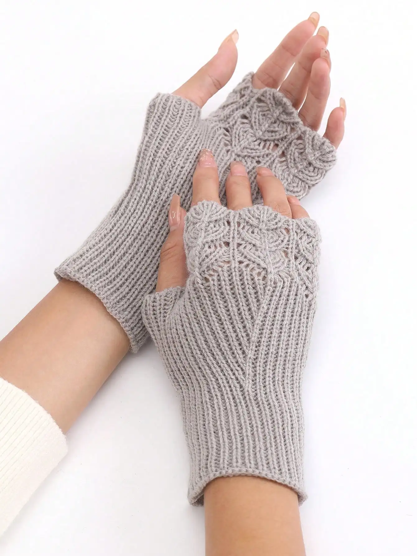 

1 пара однотонных вязаных перчаток без пальцев с вырезами в виде рыбьей чешуи, универсальные, теплые и ветрозащитные, для офиса, письма