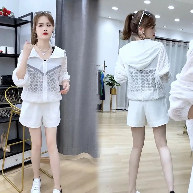 

Casual sun protection set for women in summer 2025 new Korean version hooded long sleeved jacket shorts loose two-piece set