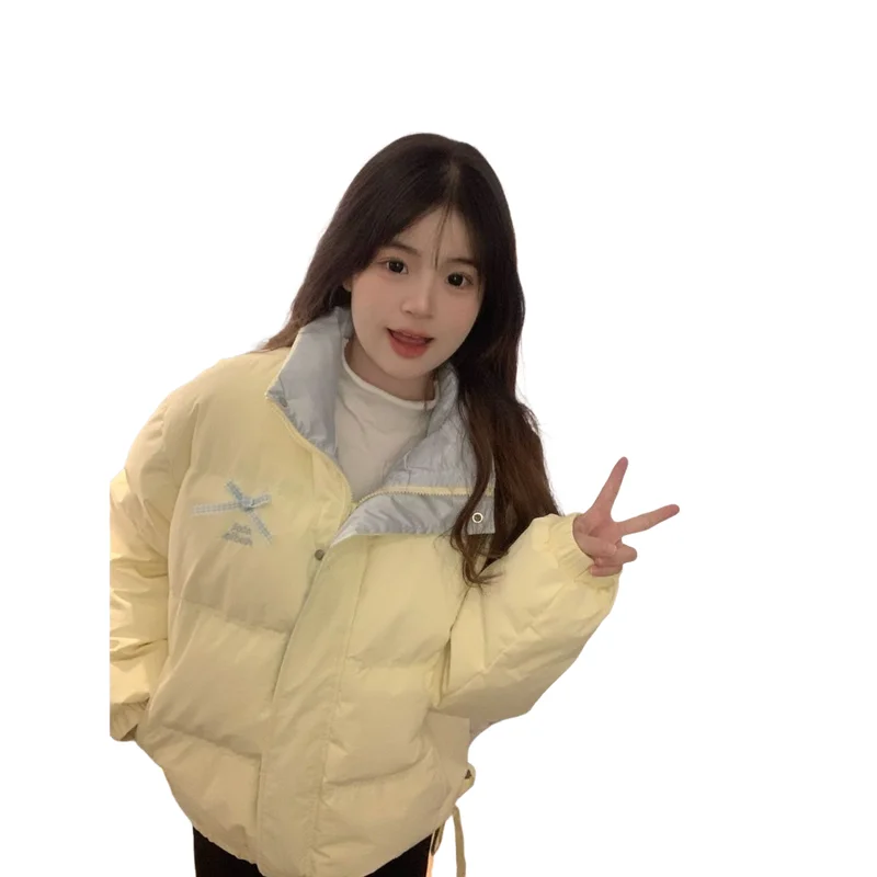 سترة الفتيات المبطنة بالقطن المرأة الخبز القطن كلية نمط اللون حجب رشاقته الدافئة الشتاء طالب القطن سترة منتفخة