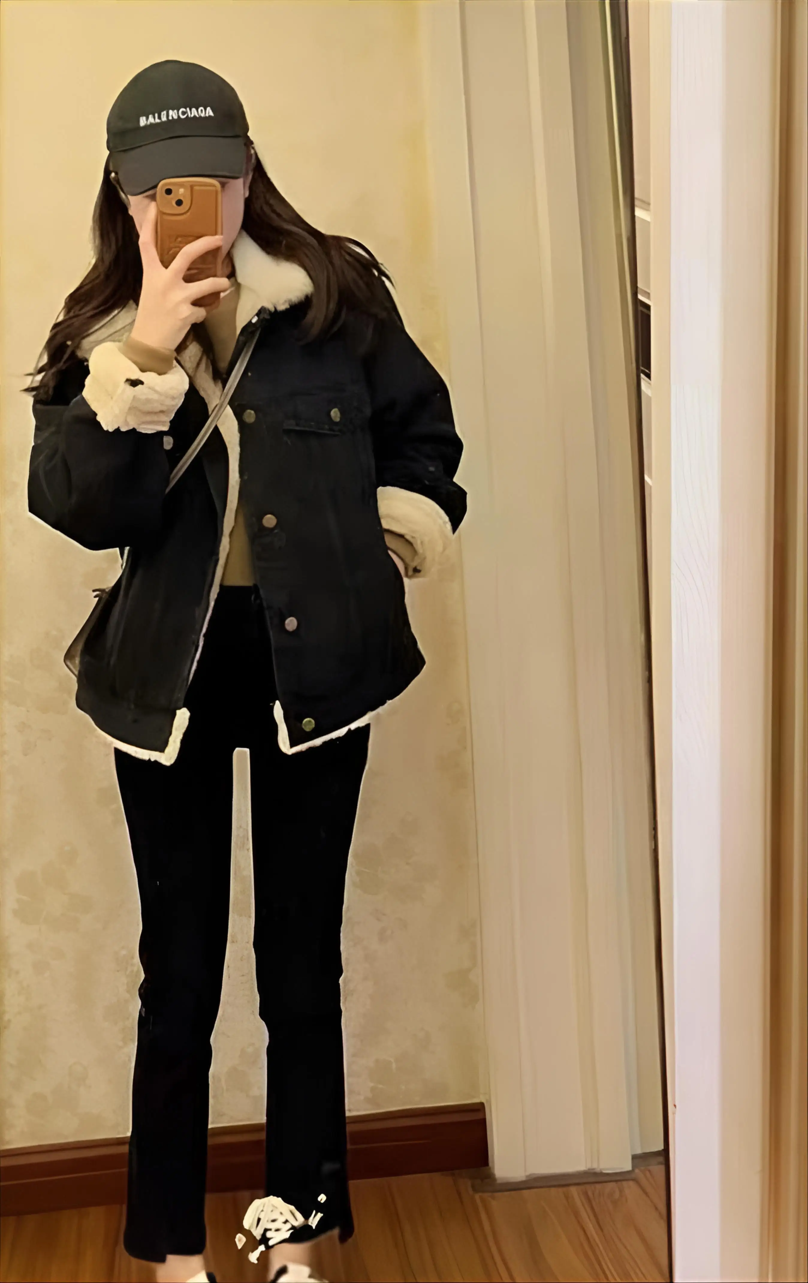 

Джинсовое пальто хорошего качества, меховое плюшевое женское зимнее стеганое пушистое пальто с капюшоном во французском стиле, городское социальное многослойное пальто с воротником-стойкой на пуговицах, на каждый день