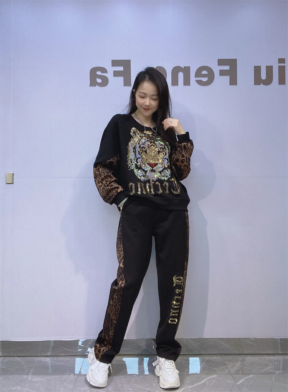 

Cartoon Pattern Knitted Pants Sets Tracksuit Women New Arrivals Casual Sweatshirt Casual Pants Set Streetwear Women's 2pcs