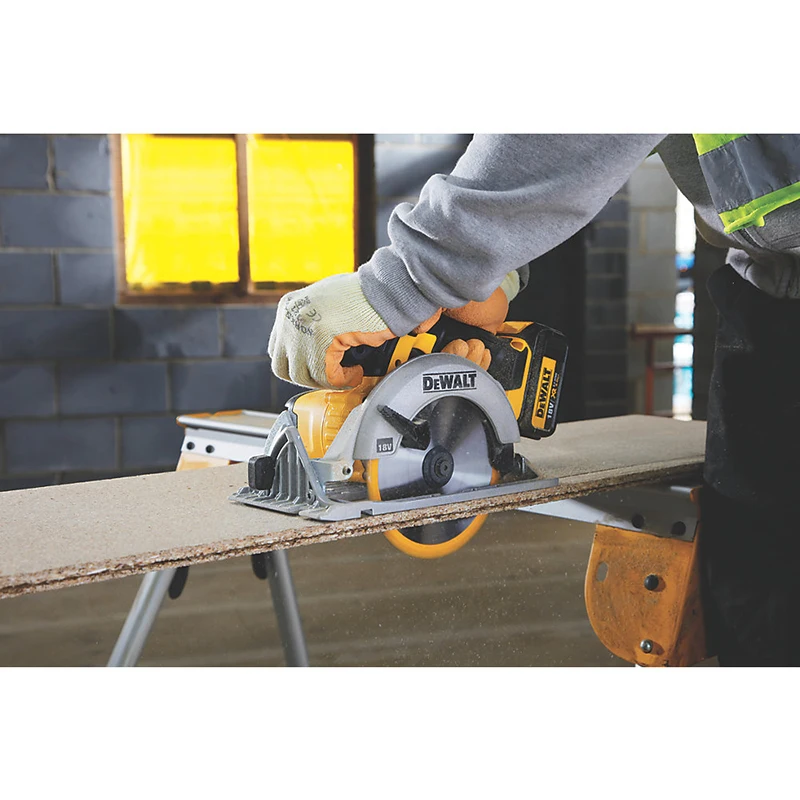 DEWALT DCS391B Circular Saw 6-1/2-Inch 18V Lithium Battery 5150 RPM 50° Cordless Woodworking Electric Circular Saw Adjustable