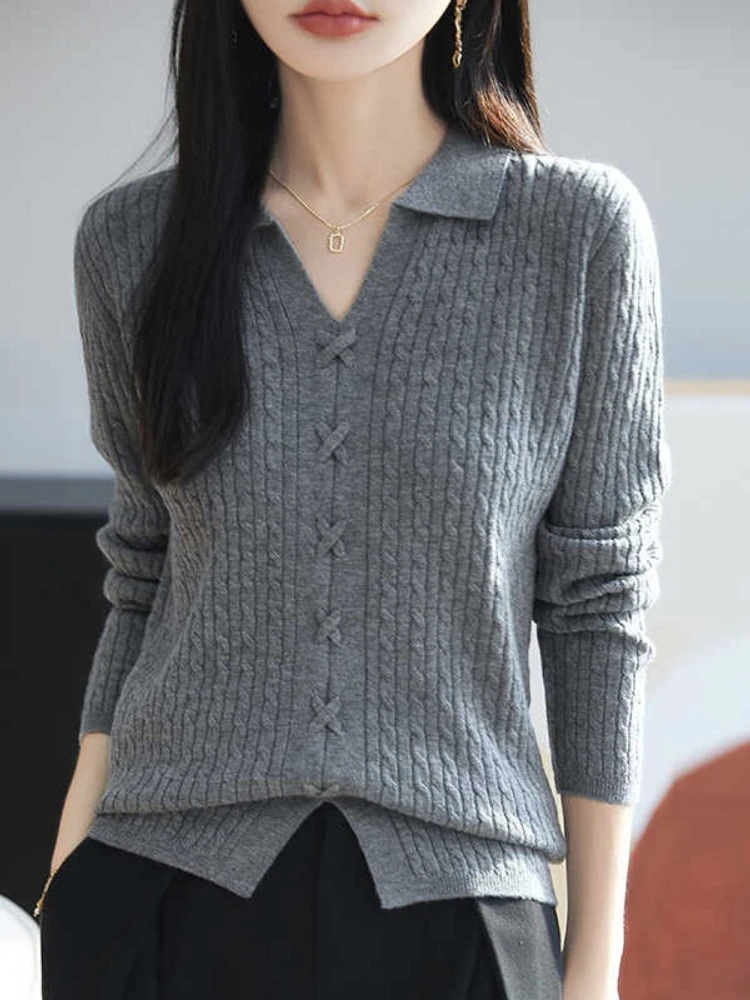 2026 Autumn Versatile Polo Neck Knitted Tops White Solid Color Polo Neck Knit Women Pullover Cable Knit Wool Sweater