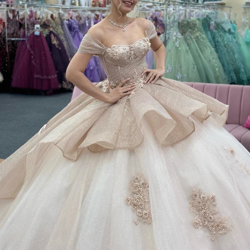 

Ivory Glitter Crystal Ruffles Ball Gown Quinceanera Dresses Off The Shoulder Applique Beading Corset Vestido De 15 Anos