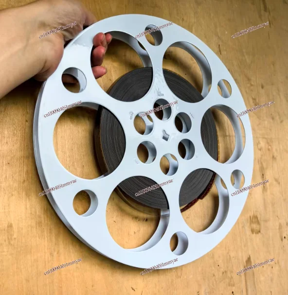 

Декоративные клипсы для пленки 35 мм, 16 мм, 70 мм в виде старых киноплёнок для декора стен и витрин, креативное украшение