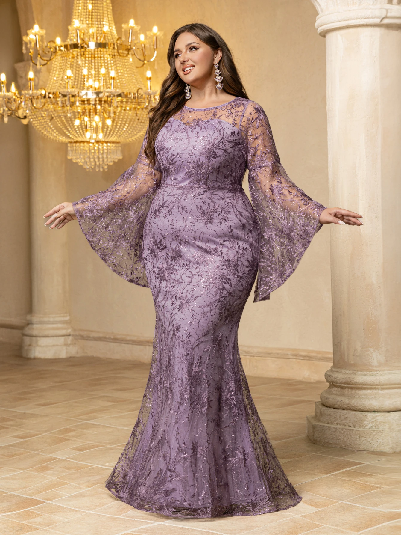 

UNITHORSE Plus Size Round Neck Open Back Dress with Mesh & Embroidery Splicing, Flared Sleeves for Parties