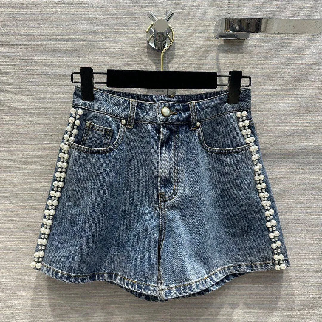 024 New Fashion Summer Blue Color Denim Shorts Women High Waist Side Pearls Embroidery Stripes Casual Sweet Shorts