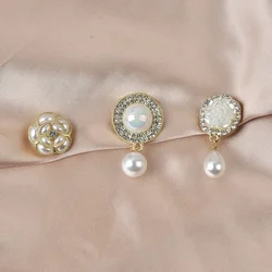 High-end Magnet Brooches for Women Crystal Pearl Magnetic Hijab Clip No Hole Pins Luxulry Jewelry Fixed Clothing Accessories