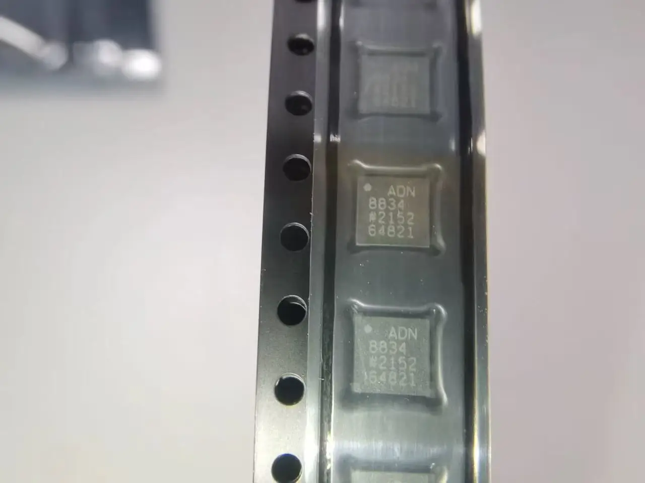 

10 ~ 50 шт. новый оригинальный ADN8834ACPZ ADN8834ACPZ-R7 LFCSP-24