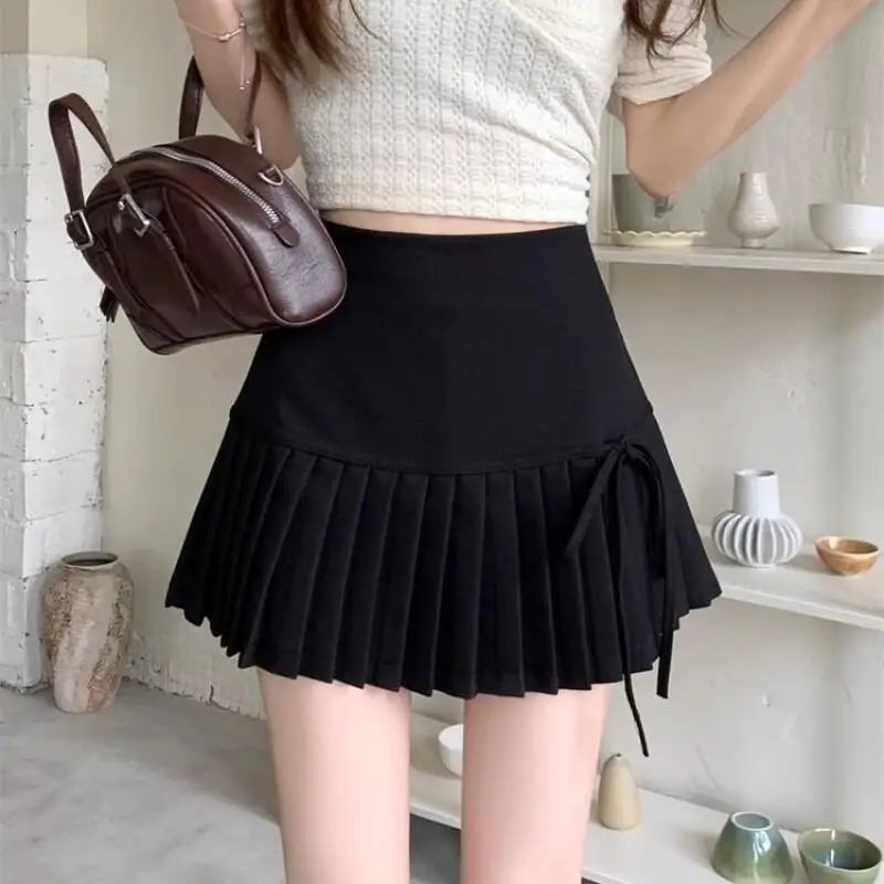 Sweet Polka Dot High Waisted Pleated Skirt for Women In Spring Korean Style Retro Bow Tie A Line Skirt Design Red Short Skirt