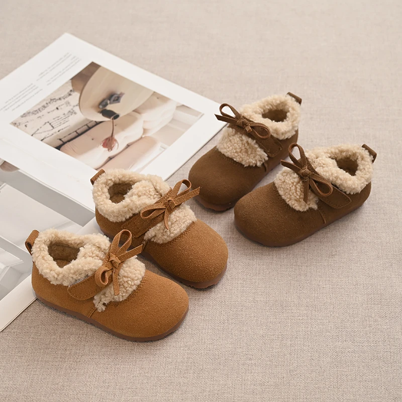 

Toddler Girls Plush Lining Leather Shoes with Bow Detail 2025 New First Walker Kids Warm Winter Shoes Soft Sole Non-slip Age1-3