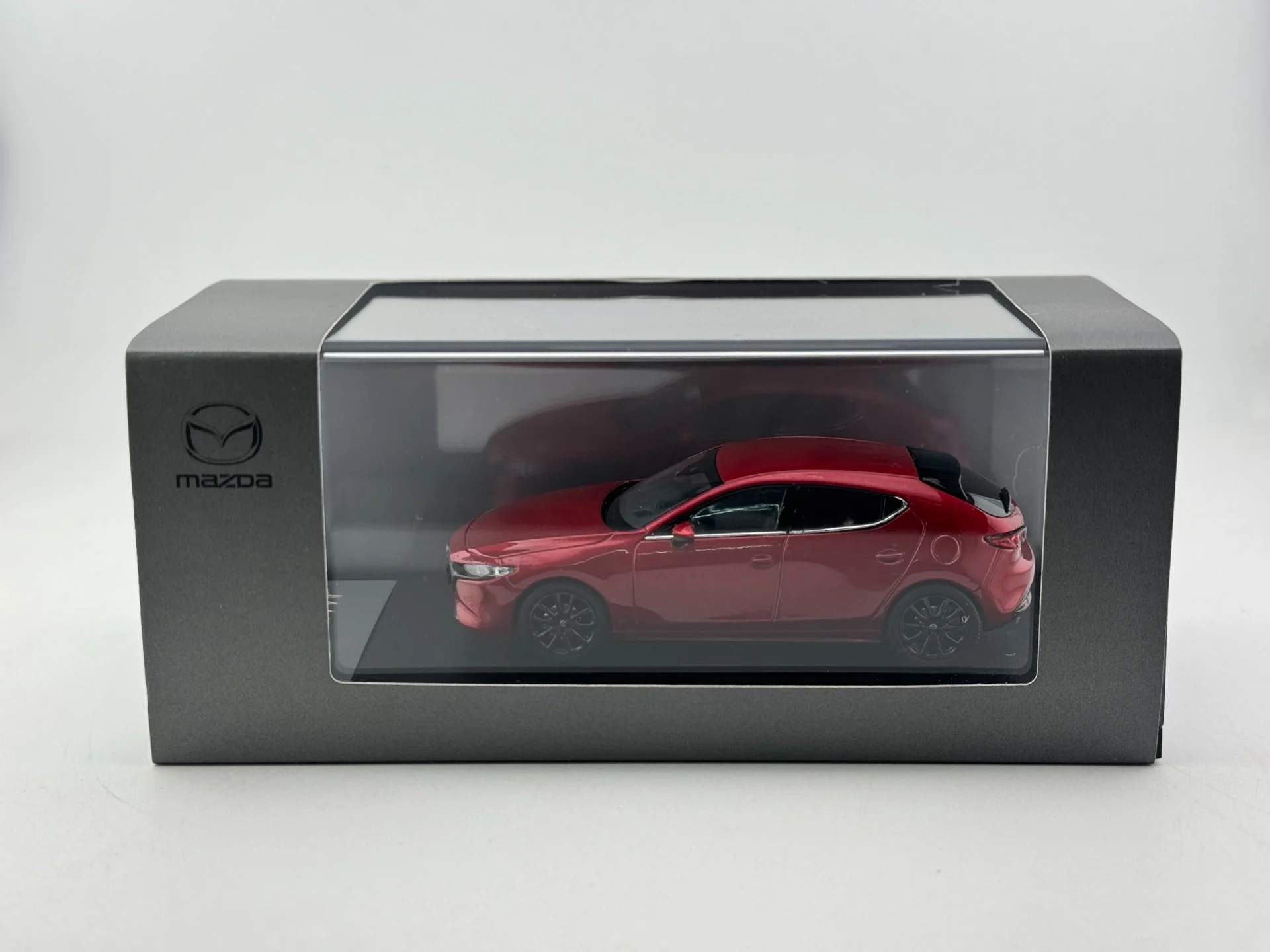 

Diecast Mazda 1/43 Scale Mazda 3 Alloy Car Model