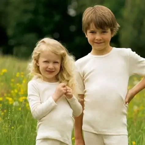 Kids Merino Wool Thermal Underwear Set Quick Dry Long Johns Pajamas Sports Clothes - Shirt And Pants for Boys And Girls