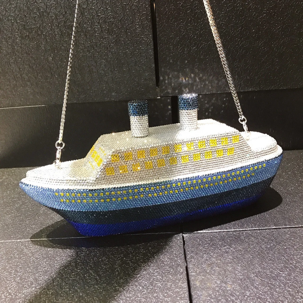 Cruise Ship Shape Diamond-encrusted Dinner Bag Ship Full Of Diamonds Crystal Banquet Personalized Clutch Women's Bag Bolso Mujer