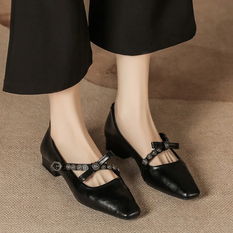 

Элегантные женские туфли Мэри Джейн: модные, удобные, винтажные кроссовки для повседневной носки весной