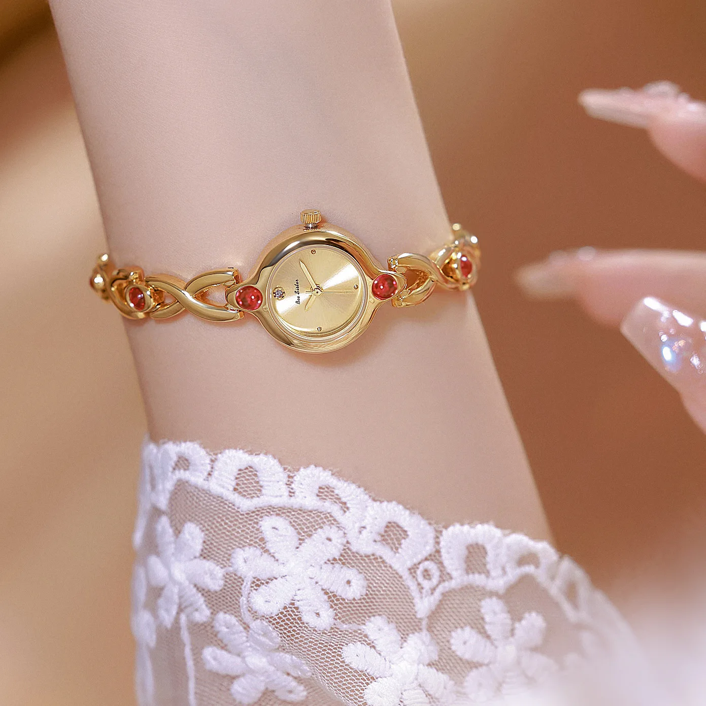 Retro Red Gemstone Hollowed Out Gold Steel Strip Women's Watch Fashionable Small Dial Waterproof Clock Women Gift