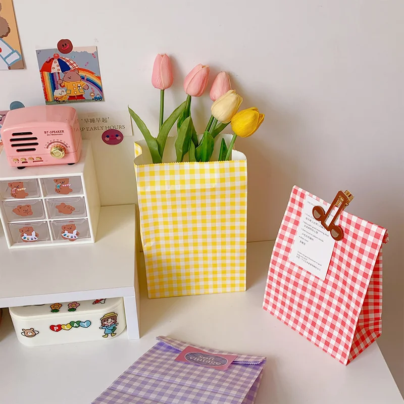 

10-20pcs/DIY Colorful Plaid Kraft Paper Bags Birthday Party Cute Decorations Cookies Candy Gifts Storage Bags Vertical Packaging