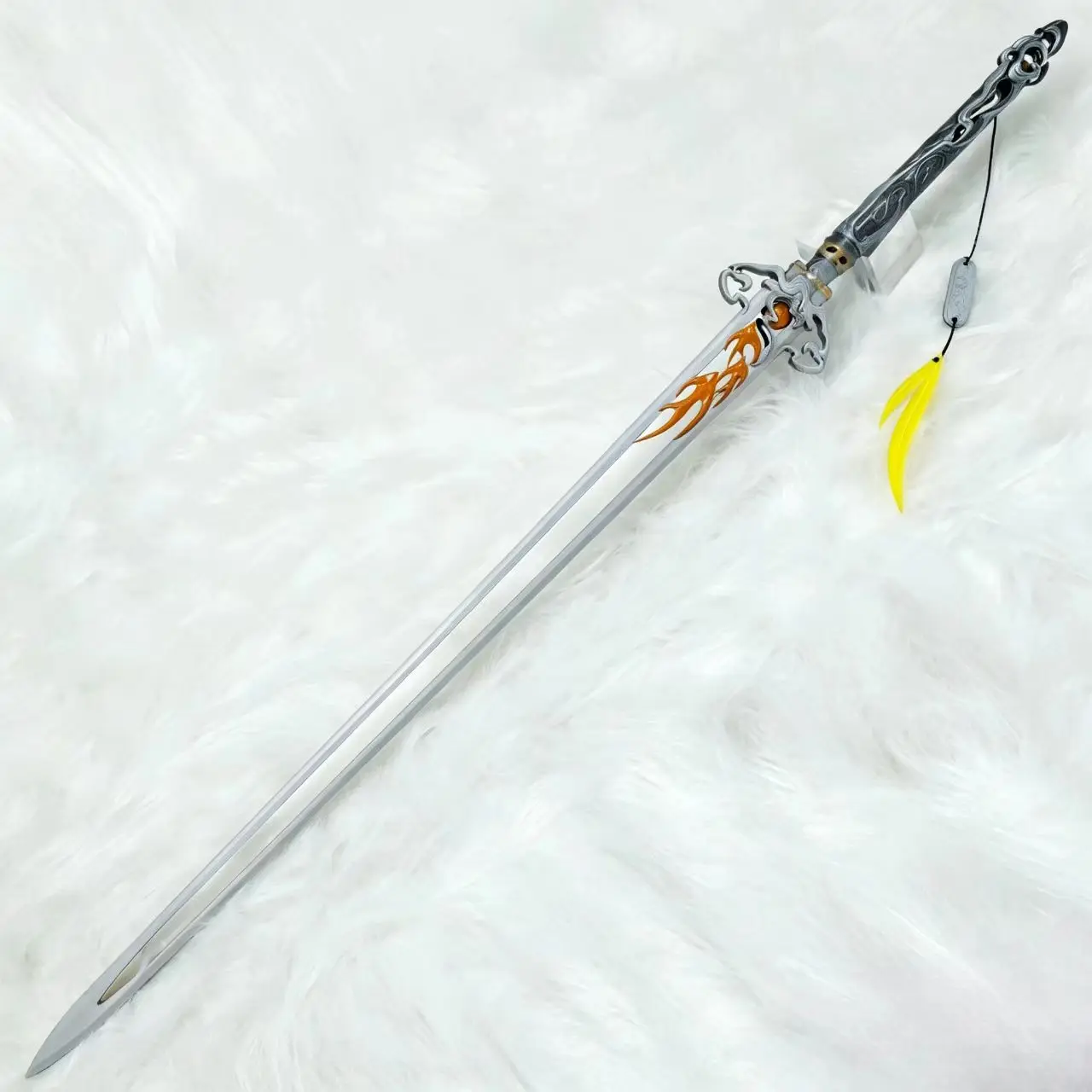 Game Yangyang Sword Prop Game Wuthering Waves Cosplay Prop Game Character Role Play Halloween Carnival Party Performance Props
