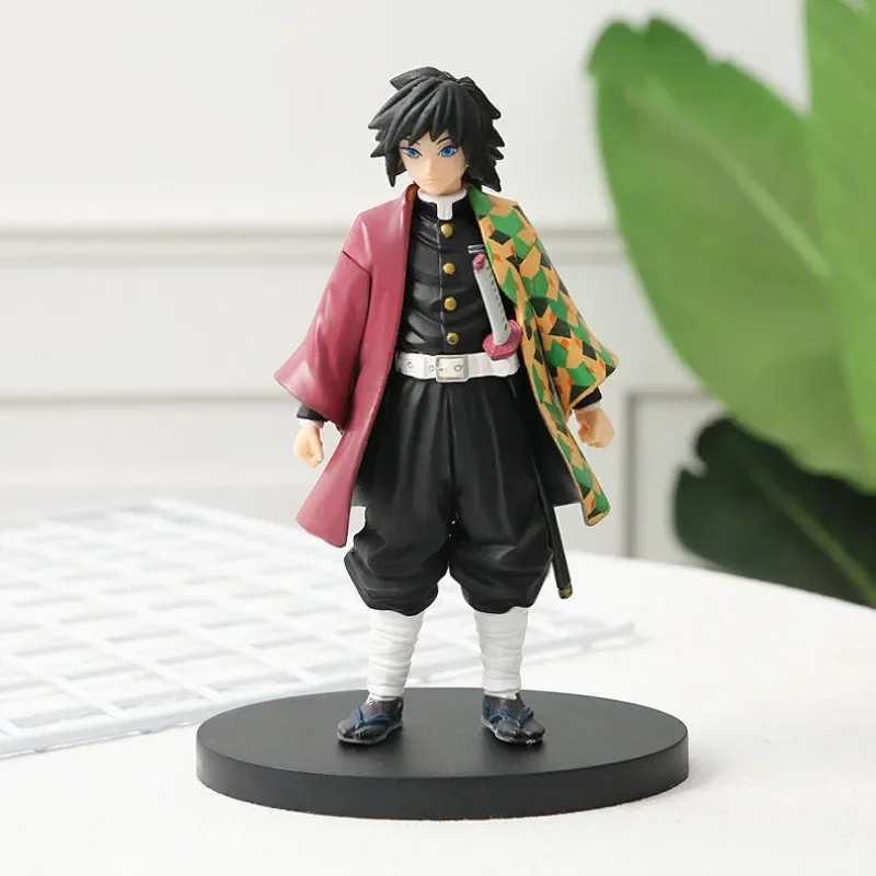 Demon Slayer Tanjiro Kamado Nezuko Giyu Tomioka muñeca de Anime personalizada de escritorio para estudiantes, modelo de juguete, adorno de regalo, venta al por mayor