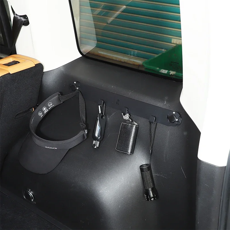 

For 2023+ Haval Raptor trunk sunshade hooks on both sides Car trunk tool storage hook accessories Auto parts Carbon steel