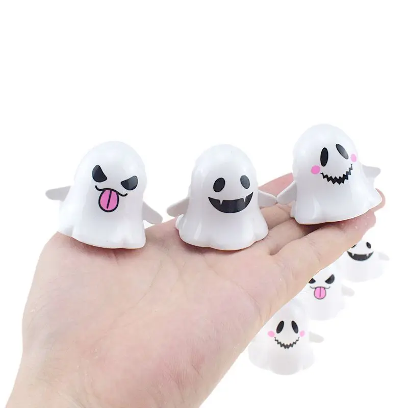 3pcs/bag Funny Cartoon Spooky Toys Creative Novelty Windup Chain Jumping White Ghost Halloween Christmas Windup Little Toy Gift