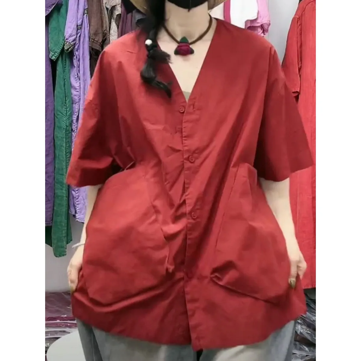 

Loose Color Women's irt with Large kets Faionable Slimming Mid-Length V-Ne Cotton Summer Workwear