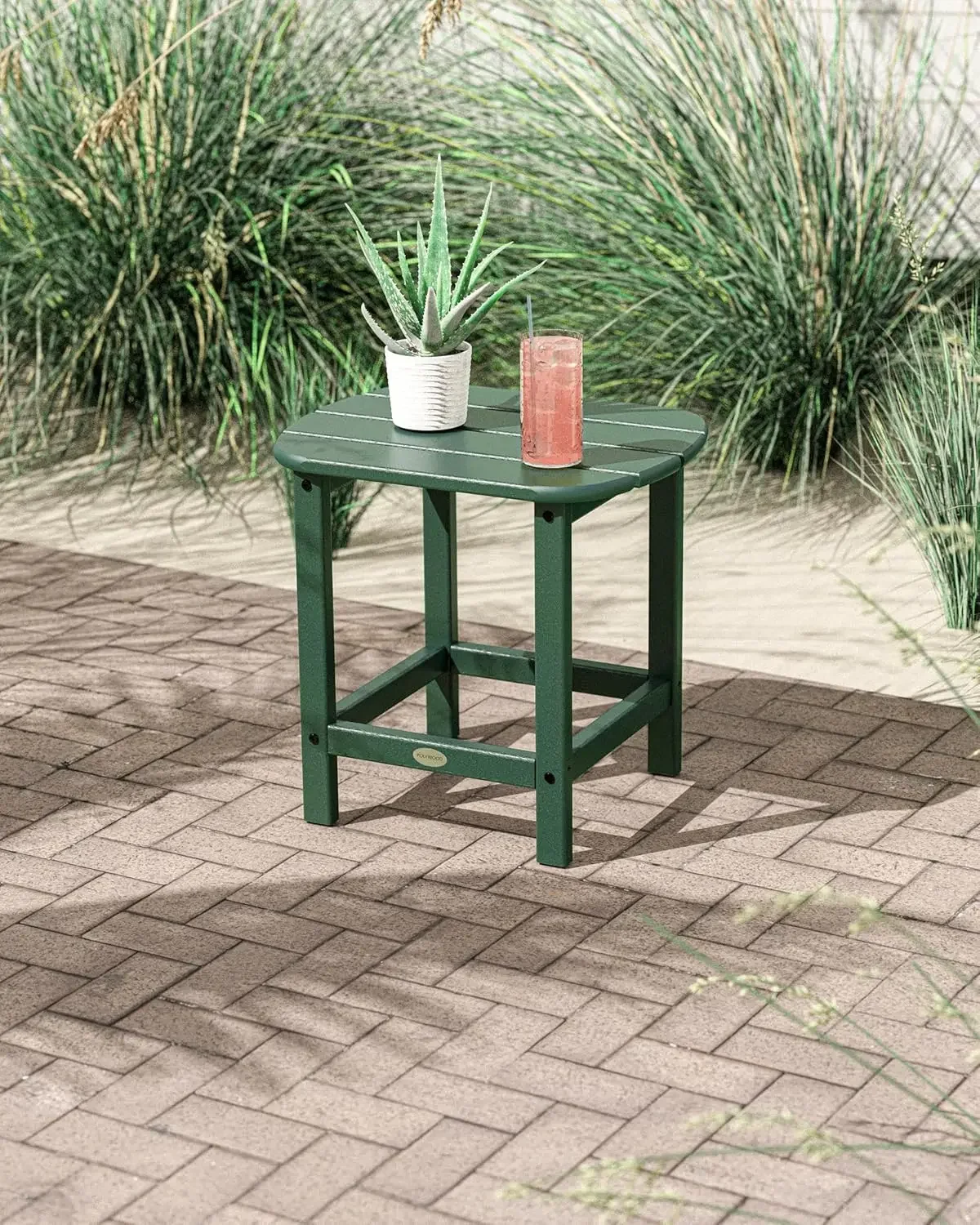 SBT18GR South Beach 18" Outdoor Side Table, Green