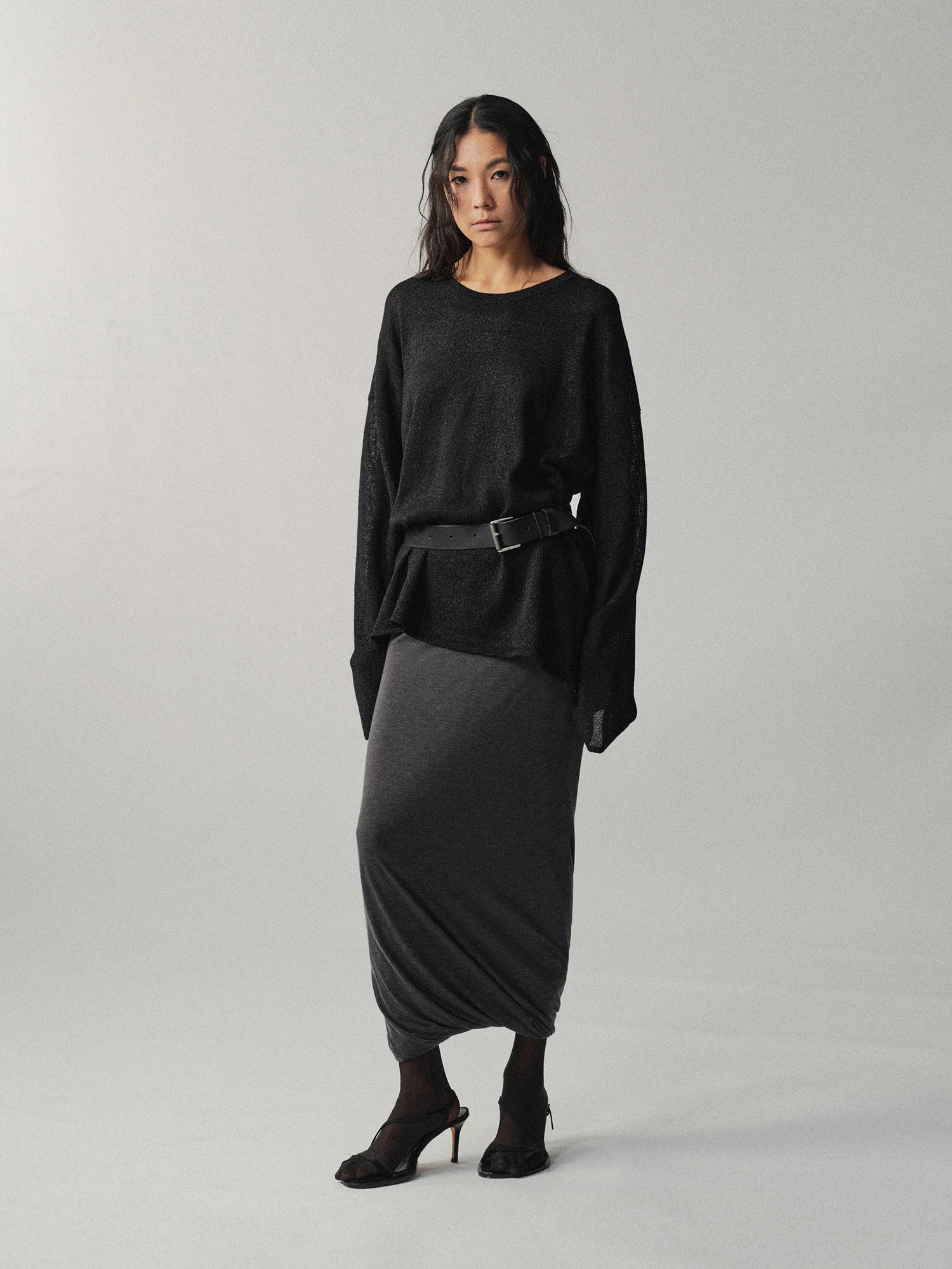 

Женский повседневный трикотажный джемпер Liegee Plunging "Chuíyǐng" из шелковистой бумаги с разрезом, длинными рукавами, свободного кроя, мягкий, дышащий, приятный к телу