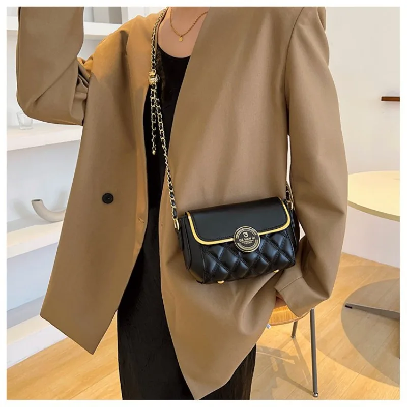 

New Model Women Handbag With Clear PVC Panel Detail Underarm Shoulder Bag For An Edgy Modern Techwear Vibe